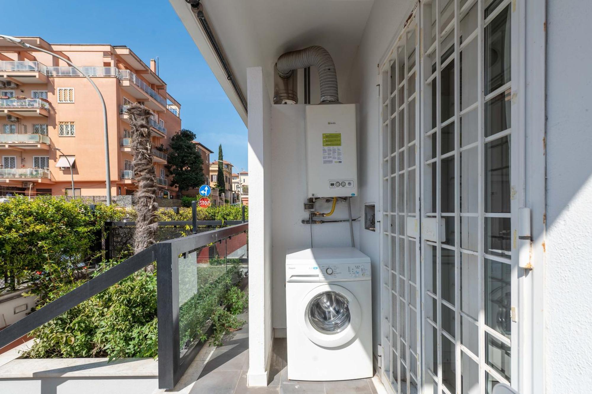 Loverhome Apartment 3 Rome Exterior photo